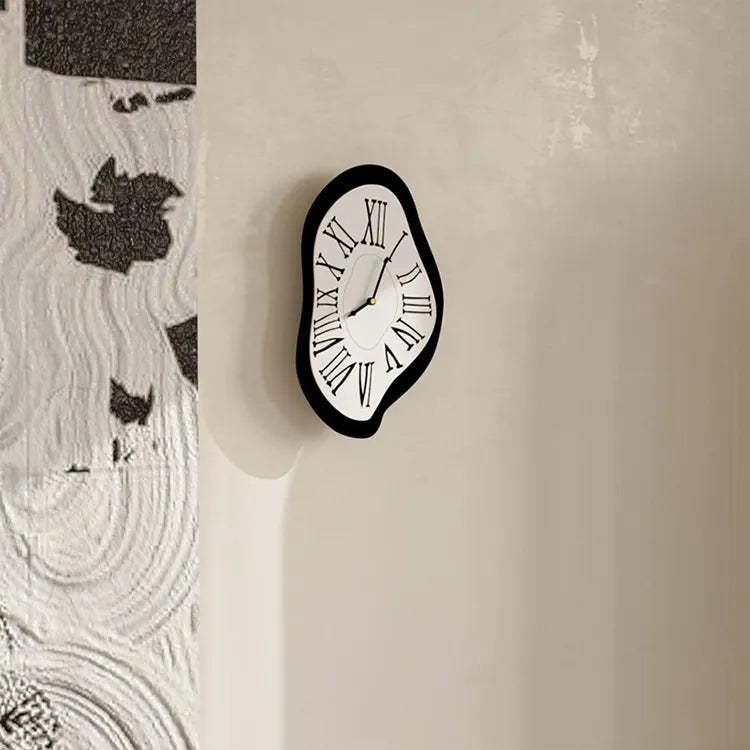 Moderne Surrealistische Wandklok - Inspiratie van Salvador Dali met Romeinse Cijfers
