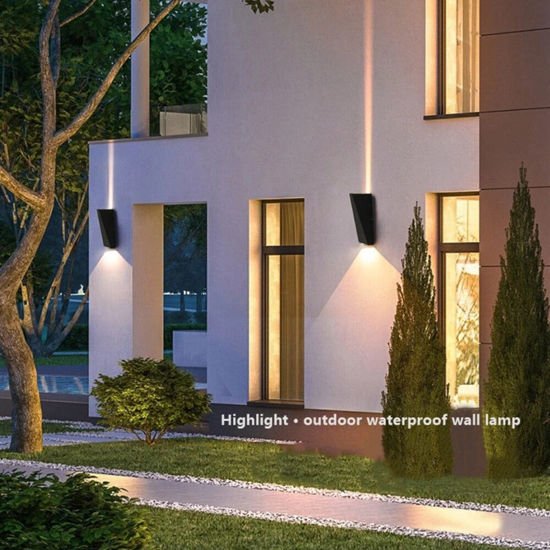 LumaWall - Moderne LED Buiten Wandverlichting voor Stijlvolle Buitenruimtes