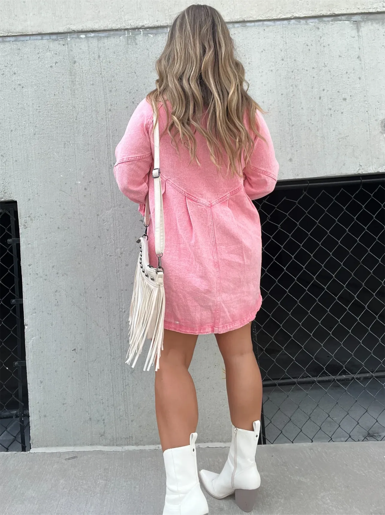 Denim Elegance - Gewassen Denim Blouse met Pofmouwen | Trendy en Stijlvolle Damesblouse