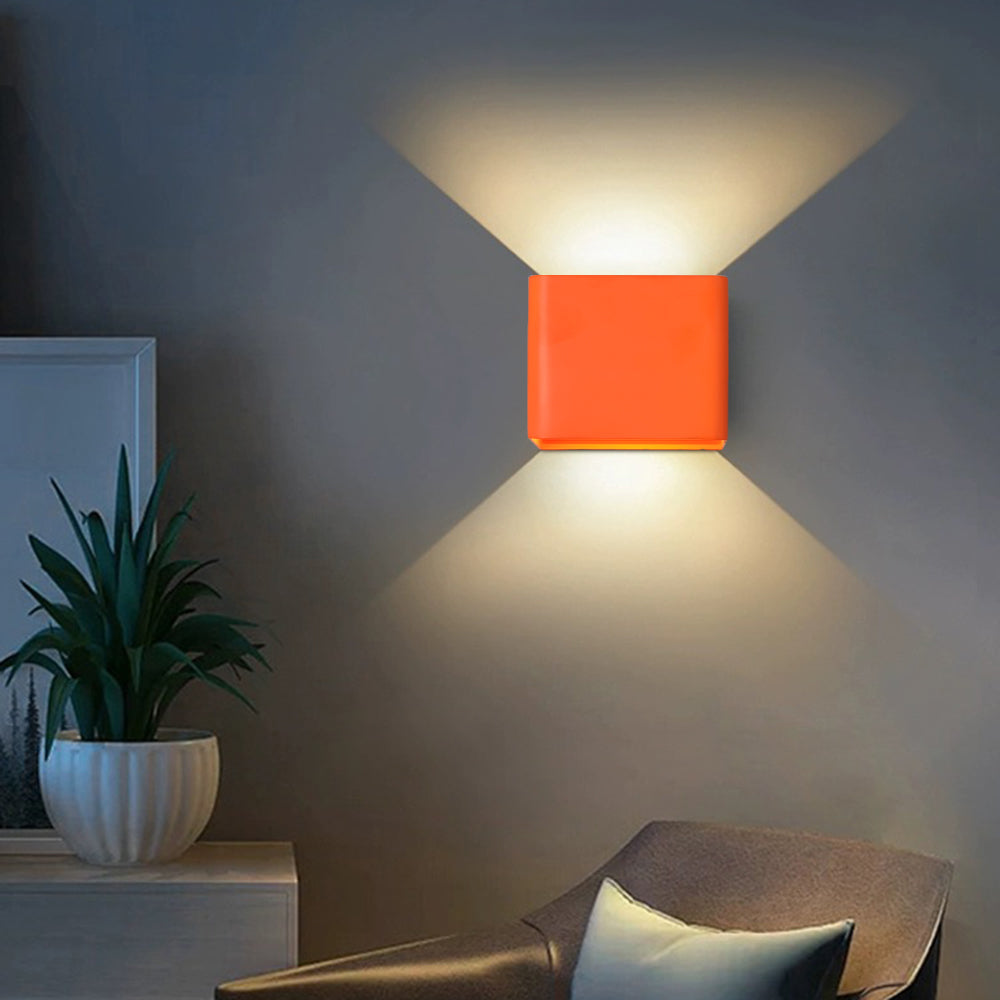 QuadraGlow - Moderne Vierkante Wandlamp in Zwart, Wit en Groen