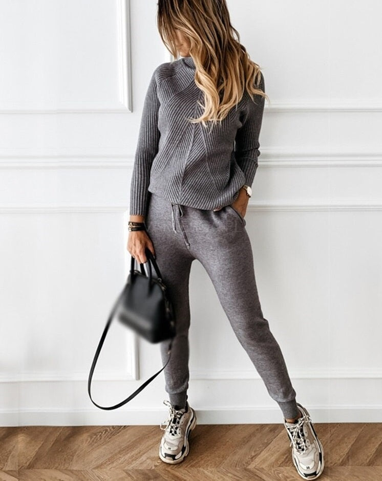 NinaLuxe Trainingspak – Warm en Trendy Tweedelig Set voor Dames met Coltrui en Broek