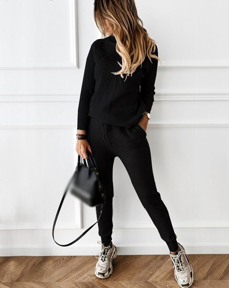NinaLuxe Trainingspak – Warm en Trendy Tweedelig Set voor Dames met Coltrui en Broek