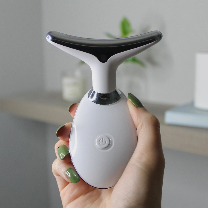 SkinRadiance - Innovatief Huidverzorgingsapparaat voor een Stralende Teint