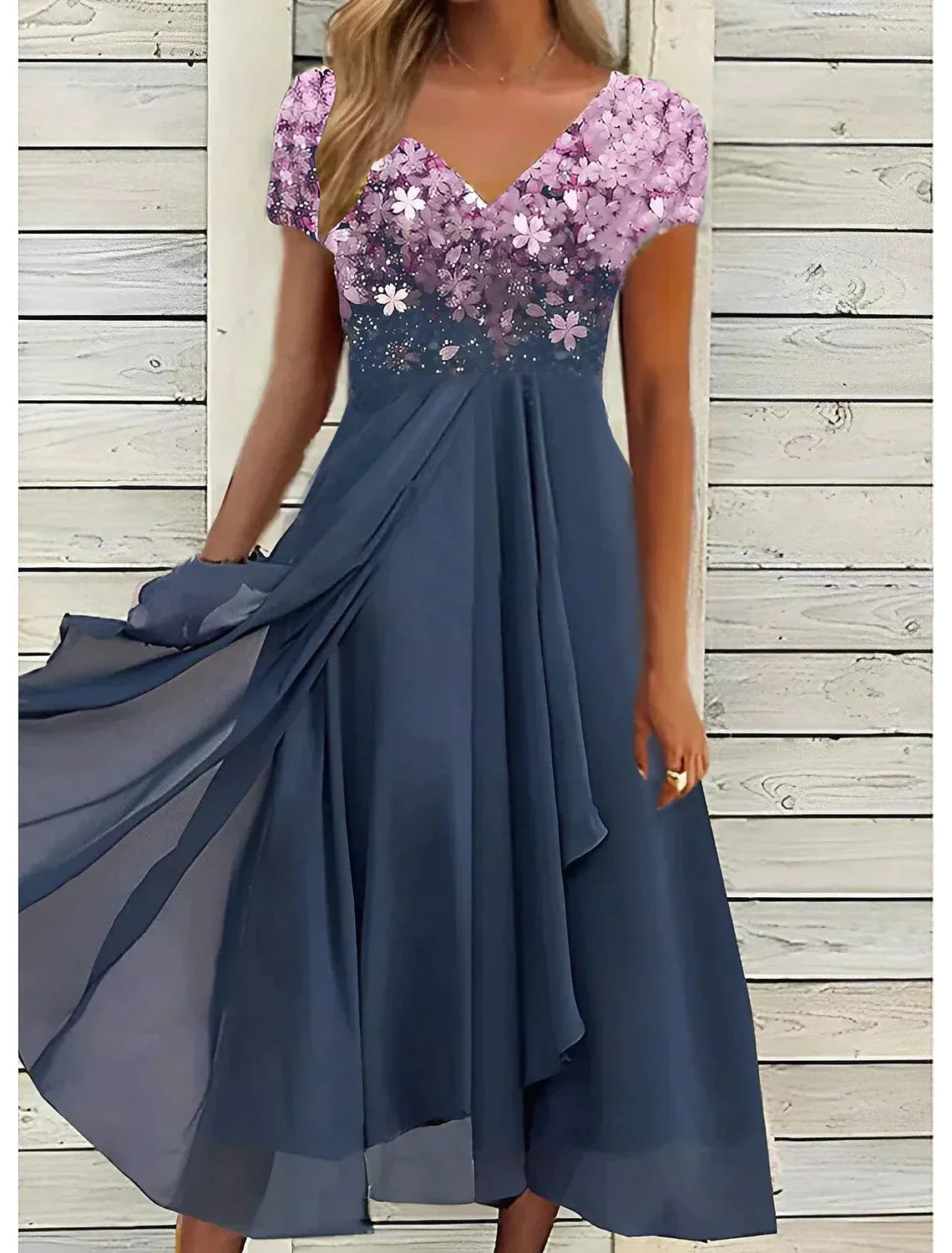 Carla - Elegante Midi Jurk met Bloemenkant