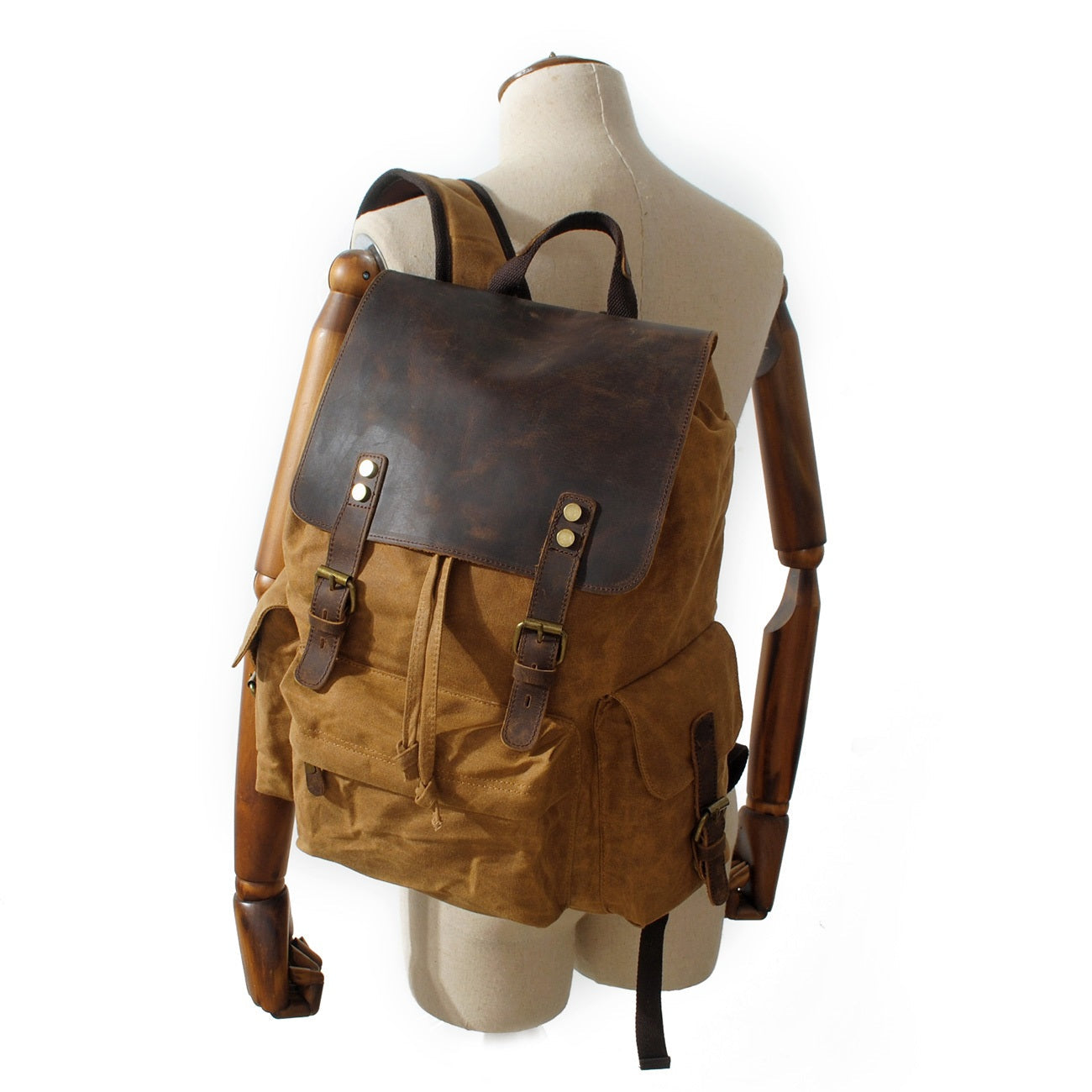 Waxed Canvas Rugzak | BalticTrail – Duurzaam en Stijlvol voor Avontuurlijke Reizigers