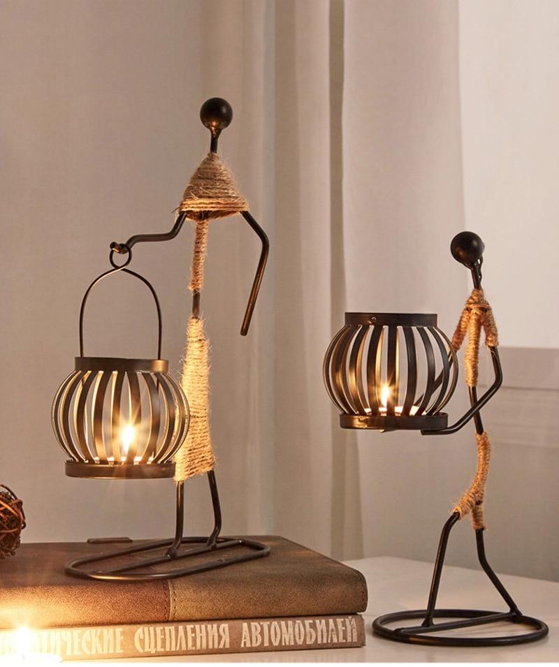 ArtCandle - Handgemaakte Metalen Kaarsenhouders met Uniek Figurenontwerp
