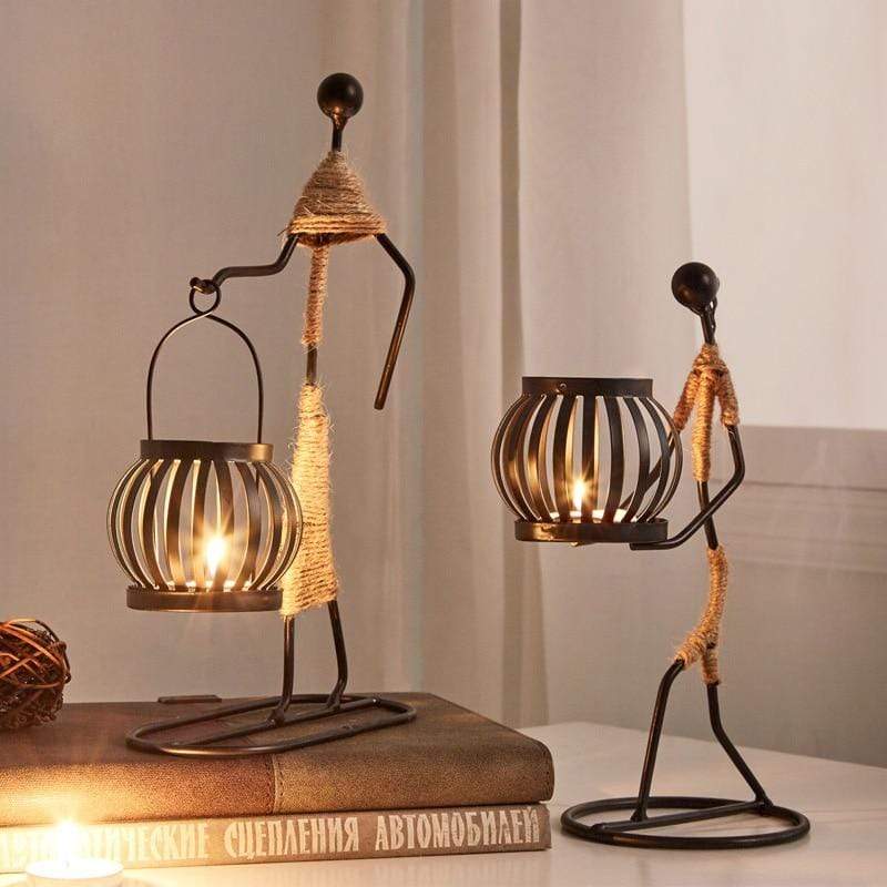 ArtCandle - Handgemaakte Metalen Kaarsenhouders met Uniek Figurenontwerp