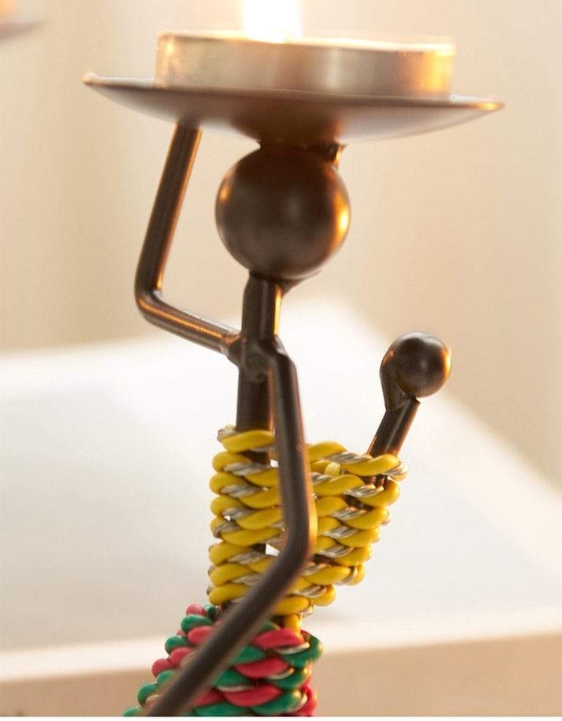 ArtCandle - Handgemaakte Metalen Kaarsenhouders met Uniek Figurenontwerp