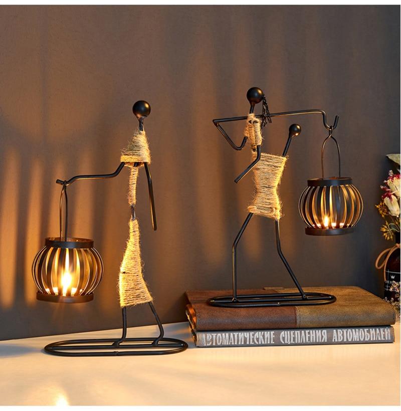 ArtCandle - Handgemaakte Metalen Kaarsenhouders met Uniek Figurenontwerp