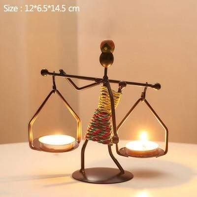 ArtCandle - Handgemaakte Metalen Kaarsenhouders met Uniek Figurenontwerp